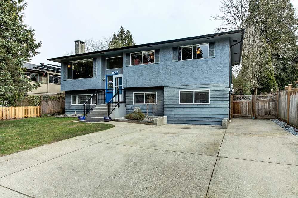 I have sold a property at 11754 GRAVES ST in Maple Ridge
